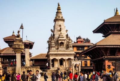 Bhaktapur: Explore Remarkable Wood Carvings and Pottery