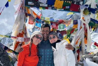 Hiring Guides and Porters for Manaslu Circuit Trek