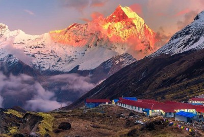 summer treks in nepal