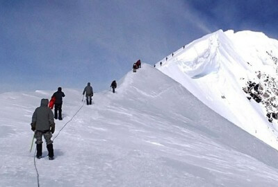 peak climbing nepal
