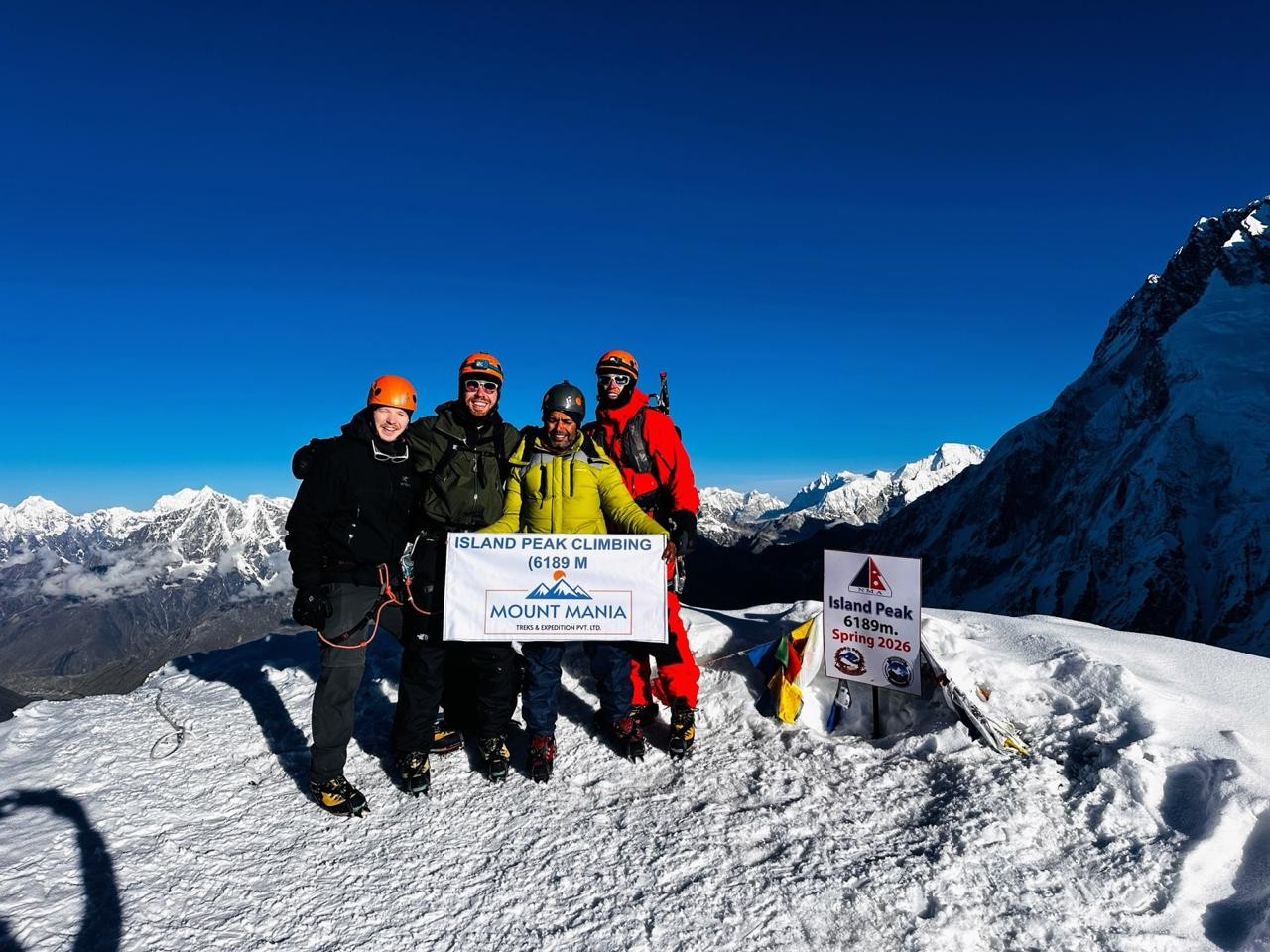 island peak climbing summit photo