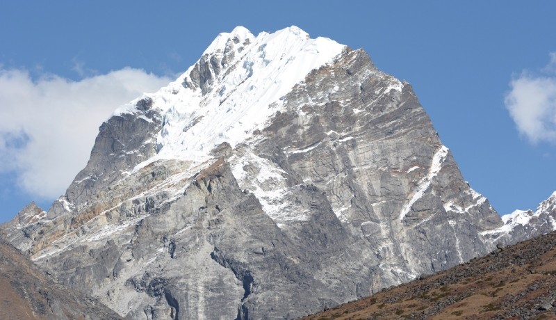 Lobuche peak climbing base camp Service