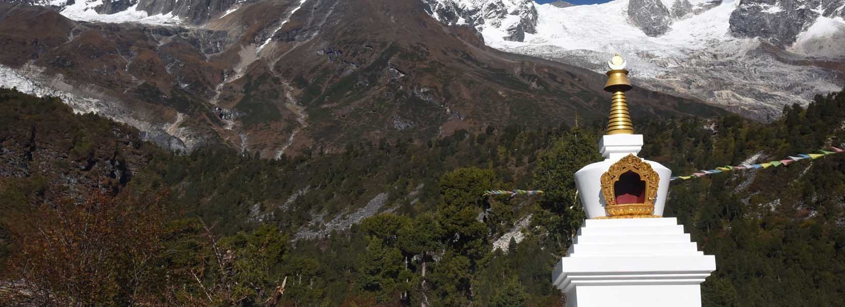 Manaslu Circuit Trek 16 Days