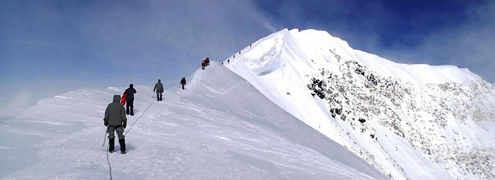 peak climbing in nepal