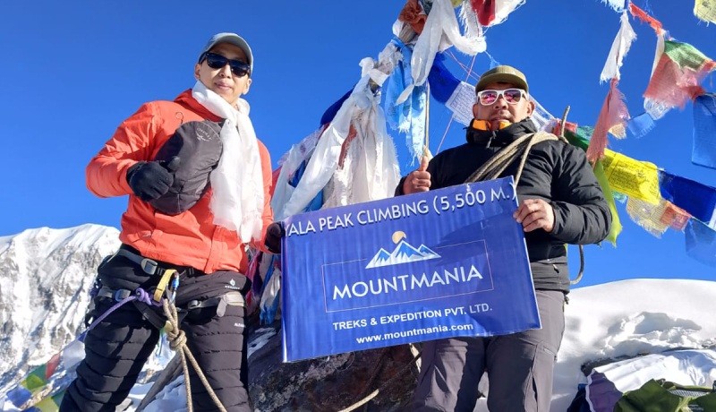 yala peak climbing base camp service