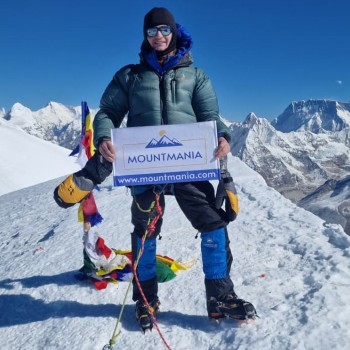 mera peak climbing