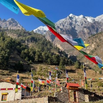 9 Days Short Manaslu Circuit Trek