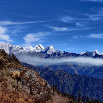 Pikey Peak Trek 4 Days