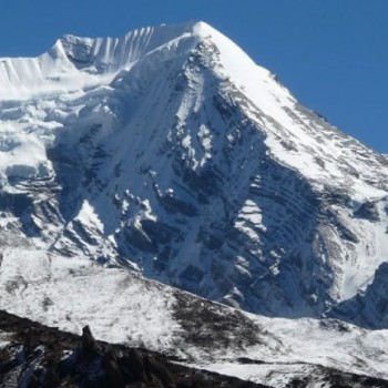 Pisang Peak Climbing